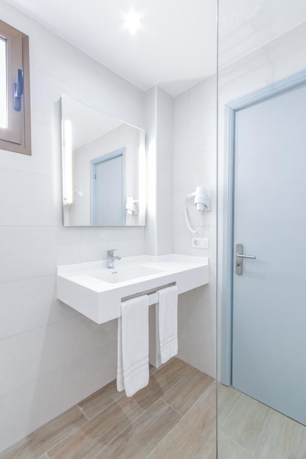Apartamentos Lago Colonia de Sant Jordi Eksteriør bilde