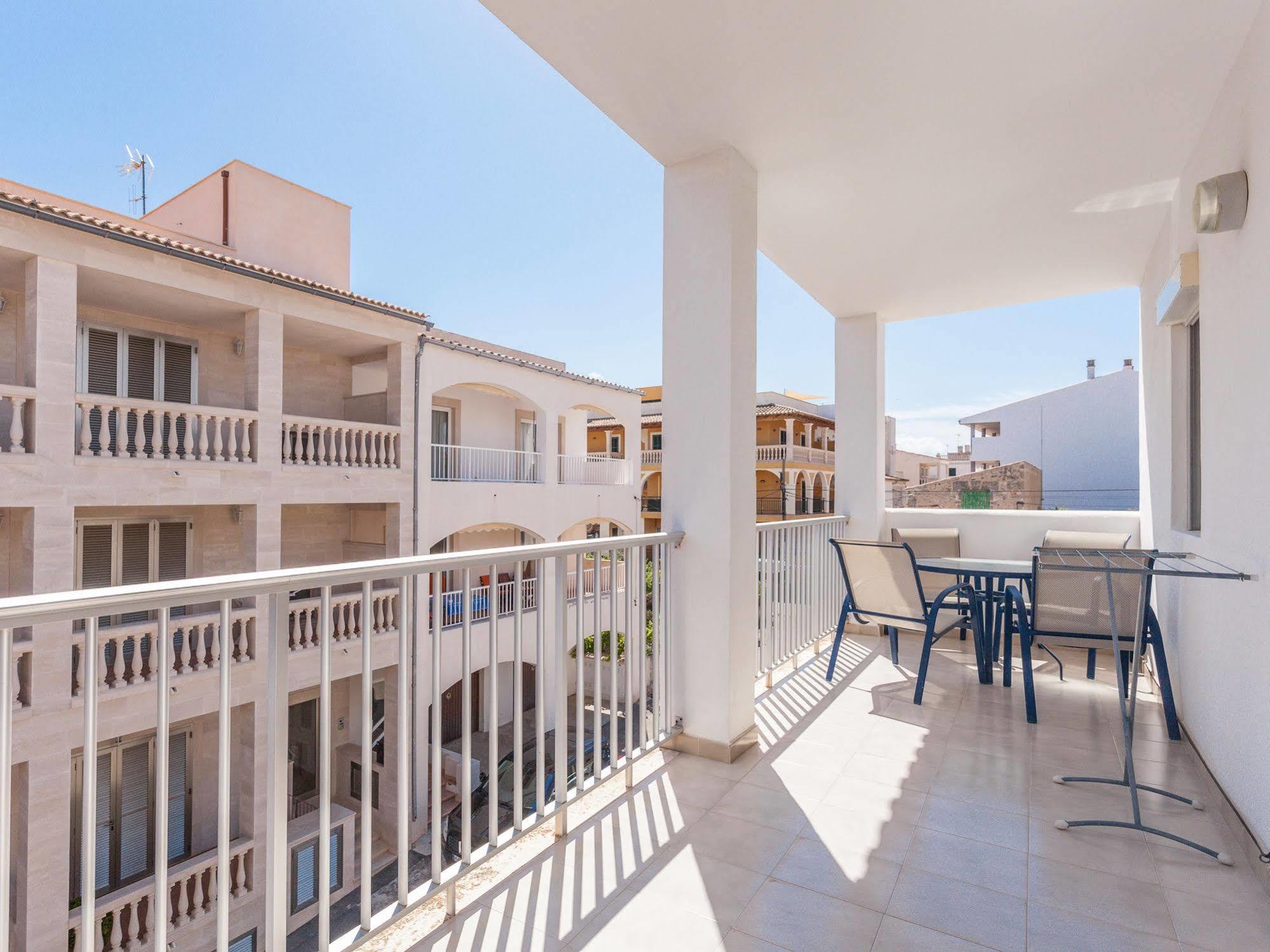 Apartamentos Lago Colonia de Sant Jordi Eksteriør bilde